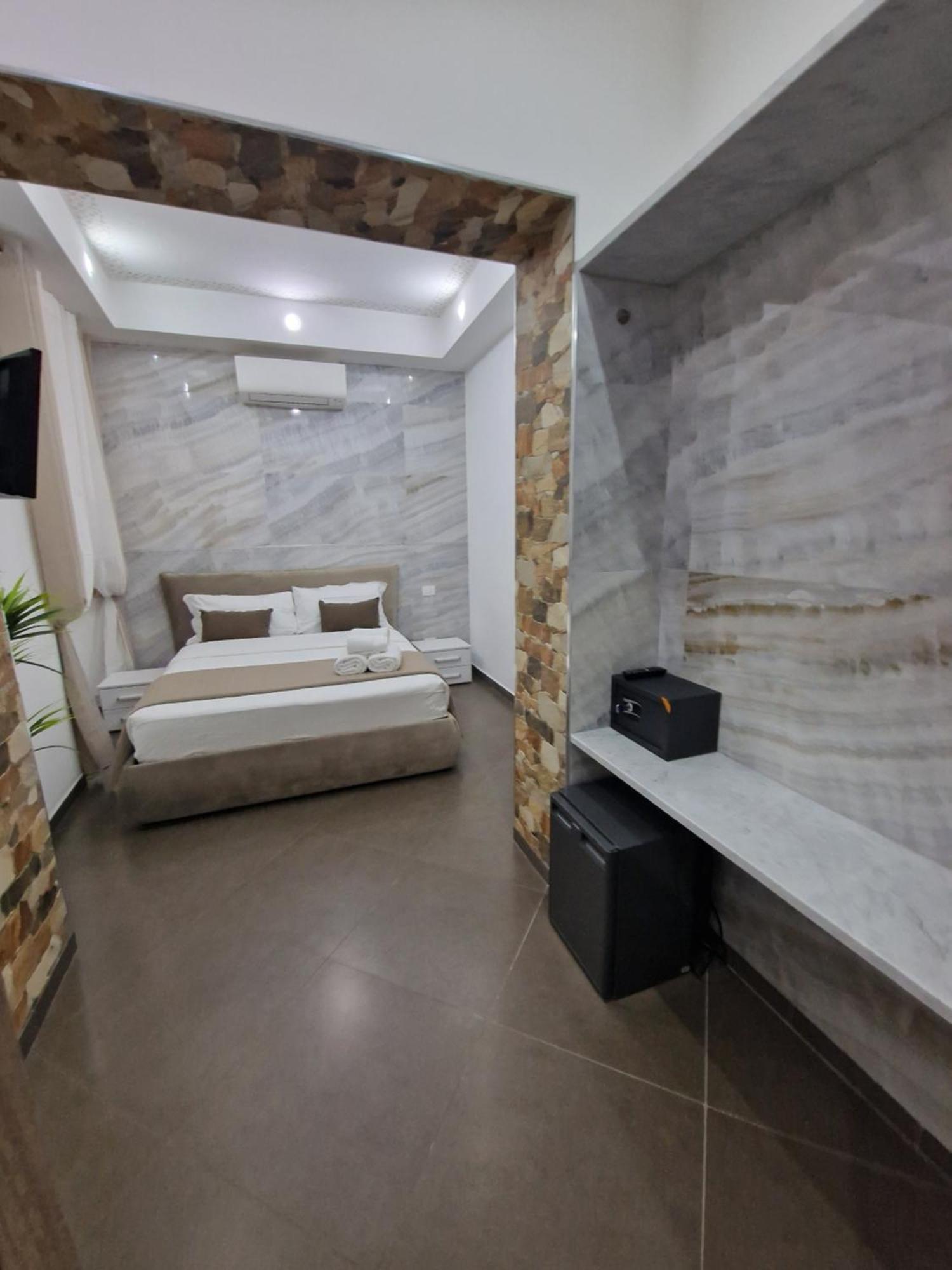 Ari Guest House La Spezia Ngoại thất bức ảnh